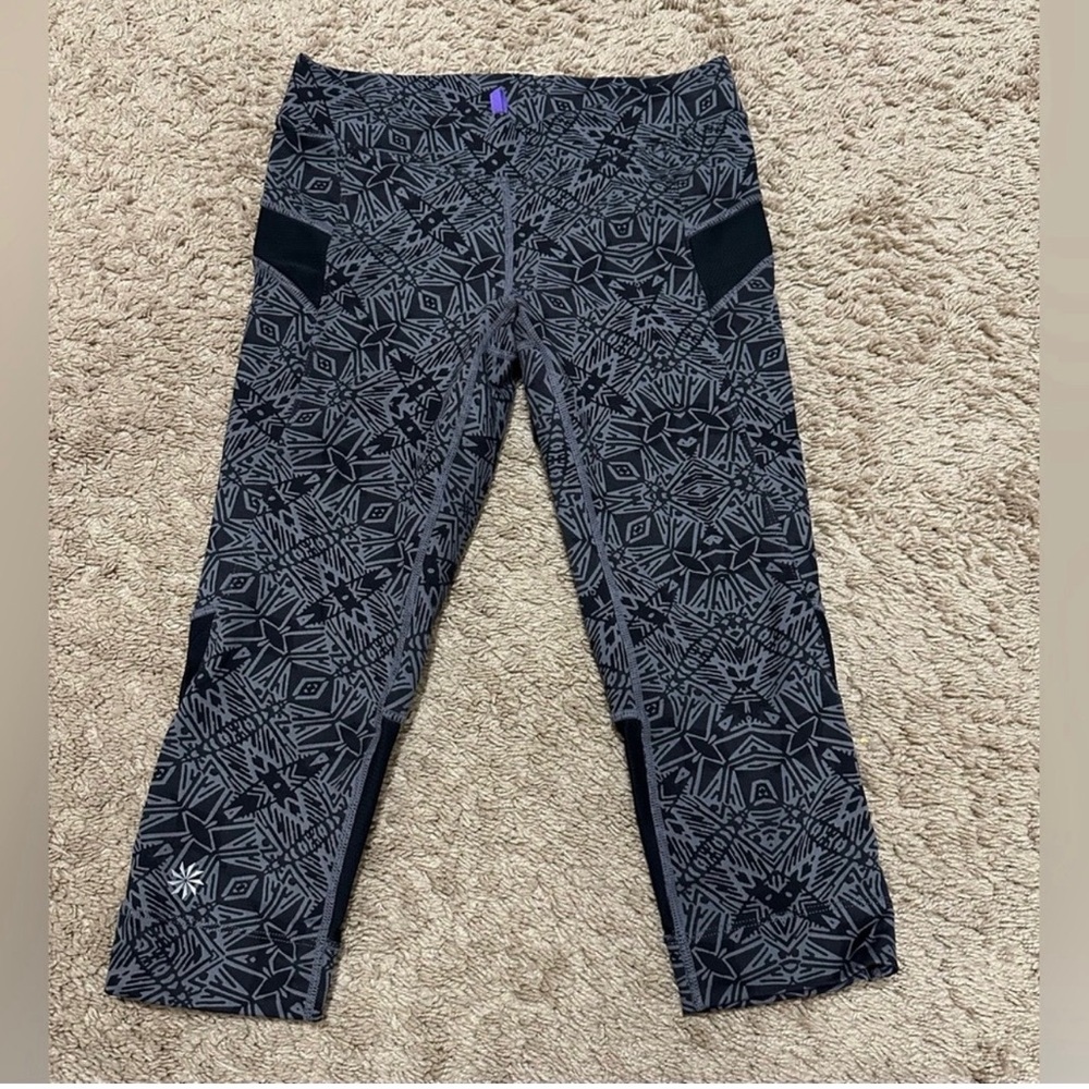 Athleta Black and Gray Geometric Leggings Size XXS F-19